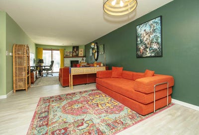 /international/us/217-21st-st-nw-waverly-ia-110108500768/