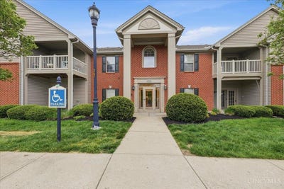 /international/us/8038-pinnacle-point-drive-west-chester-oh-110107383850/