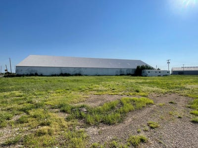 /international/us/714-n-milwee-st-plainview-tx-110105192101/