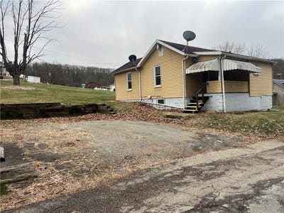 /international/us/59-dewey-aly-leechburg-pa-110104403222/