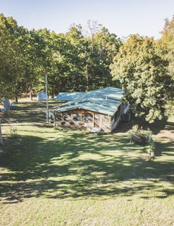 /international/us/581-meador-road-powell-mo-110120508378/