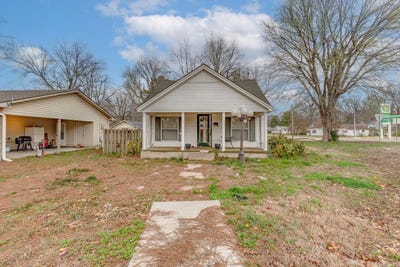 /international/us/611-w-jackson-street-piggott-ar-110106477440/