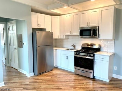 /international/us/61-washington-st-apt-3-bloomfield-twp-nj-110107397398/