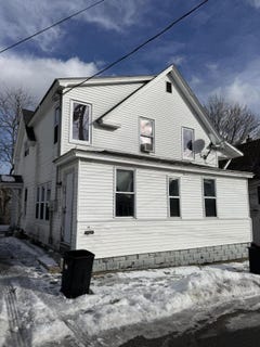 /international/us/91-brook-street-sanford-me-110104495993/