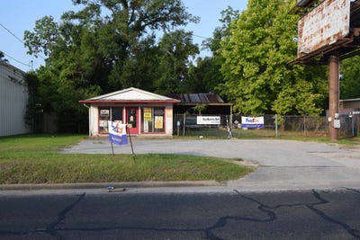 /international/us/335-w-ave-n-silsbee-tx-110100917594/?lang=en