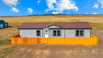 /international/us/810-awesome-view-yoder-co-110107087426/