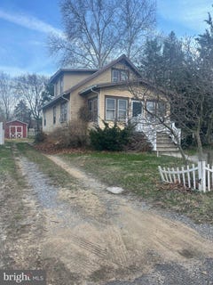 /international/us/126-thomas-avenue-maple-shade-nj-110107584431/