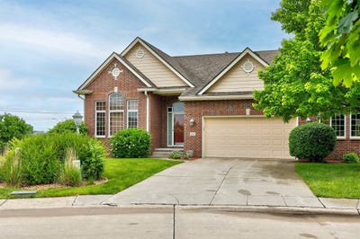 /international/us/3605-151st-street-urbandale-ia-110099633808/