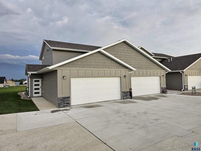 /international/us/23744-461st-a-ave-wentworth-sd-110100748044/