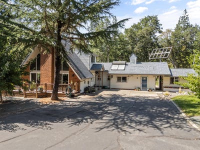 /international/us/3806-jumpoff-joe-creek-road-grants-pass-or-110106034181/