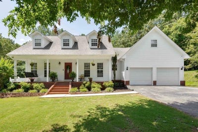 /international/us/608-sw-elm-cir-russellville-al-110108544077/