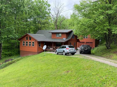 /international/us/199-whitetail-road-glady-wv-110108394746/