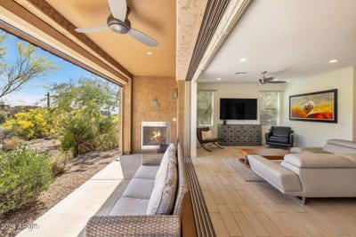 /international/us/10260-e-white-feather-lane-scottsdale-az-110106062754/