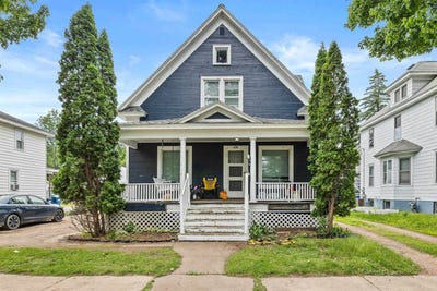 /international/us/1126-s-4th-avenue-wausau-wi-110100591131/?lang=en