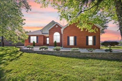 /international/us/232-sycamore-springs-drive-somerset-ky-110108566898/