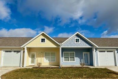/international/us/874-3rd-avenue-lake-odessa-mi-110101052682/