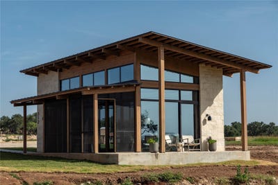 /international/us/9361-w-us-highway-290-hye-tx-110101367624/