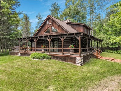 /international/us/9557-n-hay-creek-road-hayward-wi-110100811415/