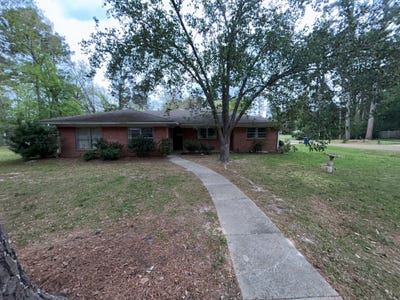 /international/us/300-arkansas-street-winnfield-la-110107884599/