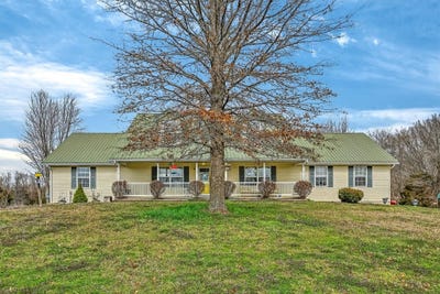 /international/us/1519-e-515th-road-brighton-mo-110107998408/