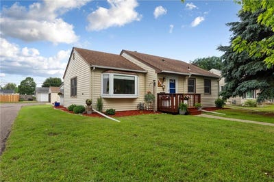 /international/us/1235-marsh-street-mankato-mn-110108965310/