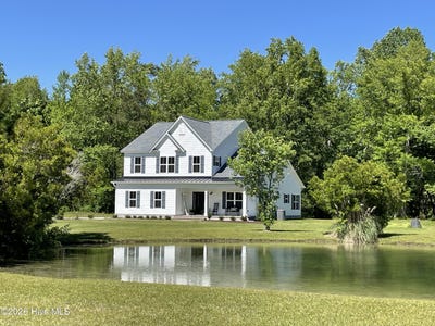 /international/us/263-baird-point-road-grantsboro-nc-110106853138/
