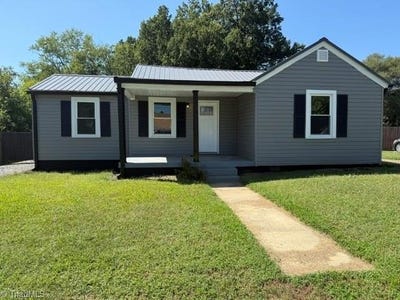 /international/us/1009-poplar-street-reidsville-nc-110110239199/
