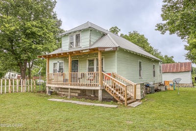 /international/us/17279-jackpine-road-carthage-mo-110100031204/