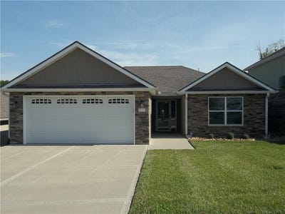 /international/us/905-ingleside-drive-pleasant-hill-mo-110100428181/