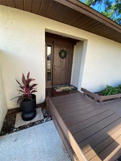 /international/us/1880-n-crystal-lake-drive-lakeland-fl-110099388796/