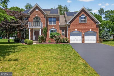 /international/us/16-foxwood-boulevard-mechanicsburg-pa-110108902437/