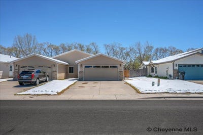 /international/us/5921-atlantic-dr-cheyenne-wy-110107855061/