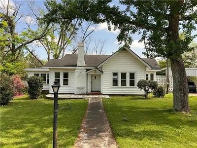 /international/us/106-broadway-street-ashford-al-110098479580/