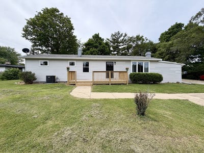 /international/us/19721-us-150-highway-bloomington-il-110108177354/