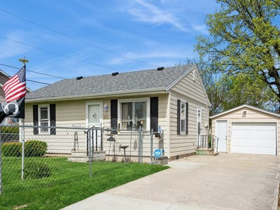 /international/us/600-e-23rd-street-s-newton-ia-110099272434/