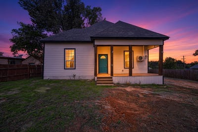 /international/us/711-w-munson-street-denison-tx-110120562470/