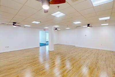 /international/us/552-massachusetts-ave-cambridge-ma-110106956898/