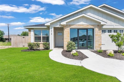 /international/us/1018-college-avenue-troy-tx-110108500463/