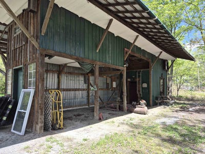 /international/us/35-pleasant-street-northfield-vt-110102574162/