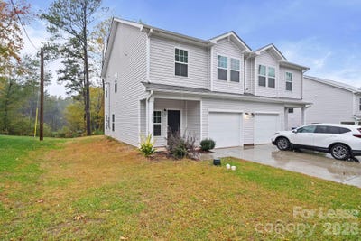 /international/us/711-lackey-street-kings-mountain-nc-110107715564/