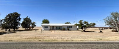 /international/us/2101-fm-97-lockney-tx-110108413939/