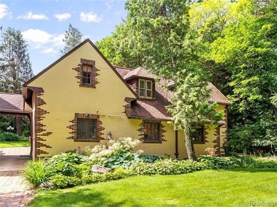 /international/us/1115-eton-crossing-road-bloomfield-hills-mi-110105339528/