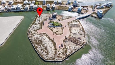 /international/us/8320-island-drive-south-padre-island-tx-110120560380/