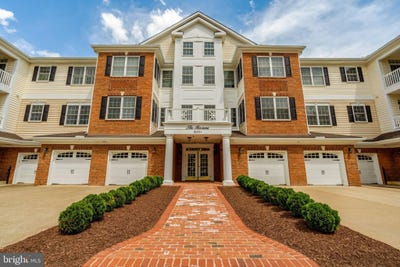 /international/us/15231-royal-crest-drive-haymarket-va-110107512417/
