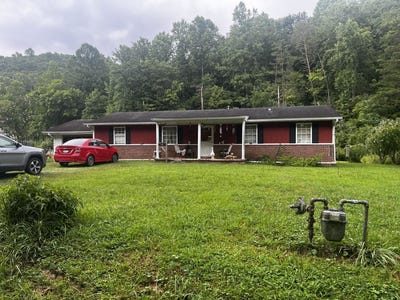 /international/us/425-right-fork-wilson-creek-wayne-wv-110100997841/