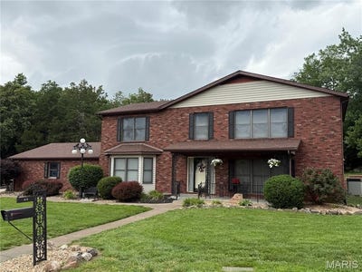 /international/us/816-ridge-drive-perryville-mo-110108337293/