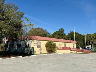 /international/us/2525-s-25th-street-fort-pierce-fl-110107346532/
