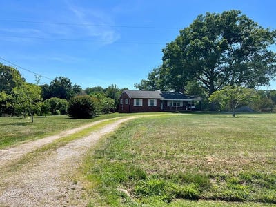 /international/us/3290-sullivan-road-boydton-va-110108606592/
