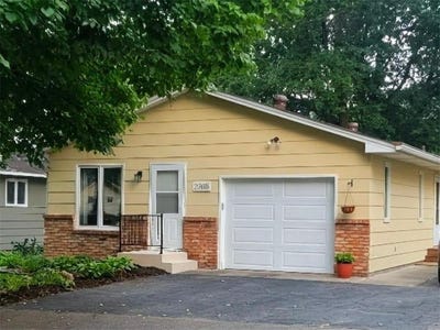 /international/us/2705-larch-lane-n-plymouth-mn-110106729998/