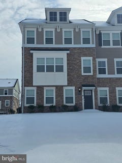 /international/us/4111-hatley-place-white-plains-md-110105711476/